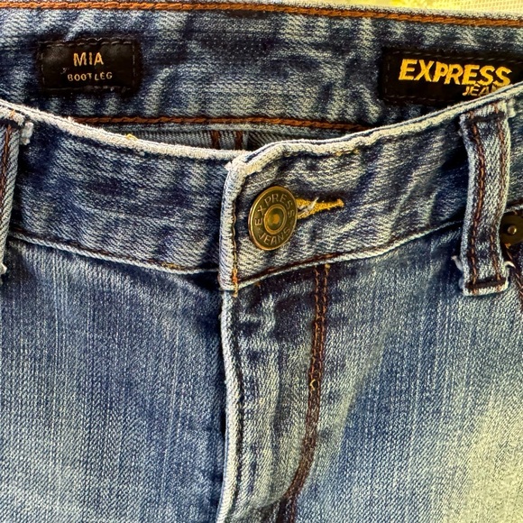 Express 10 “MIA” Women’s Bootcut jeans bling design on back pockets ID 90108 VGC - Picture 4 of 10